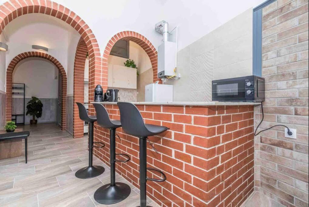 D3 Basilica Luxury Spacious Free Parking For 1 Car Budapest Bagian luar foto